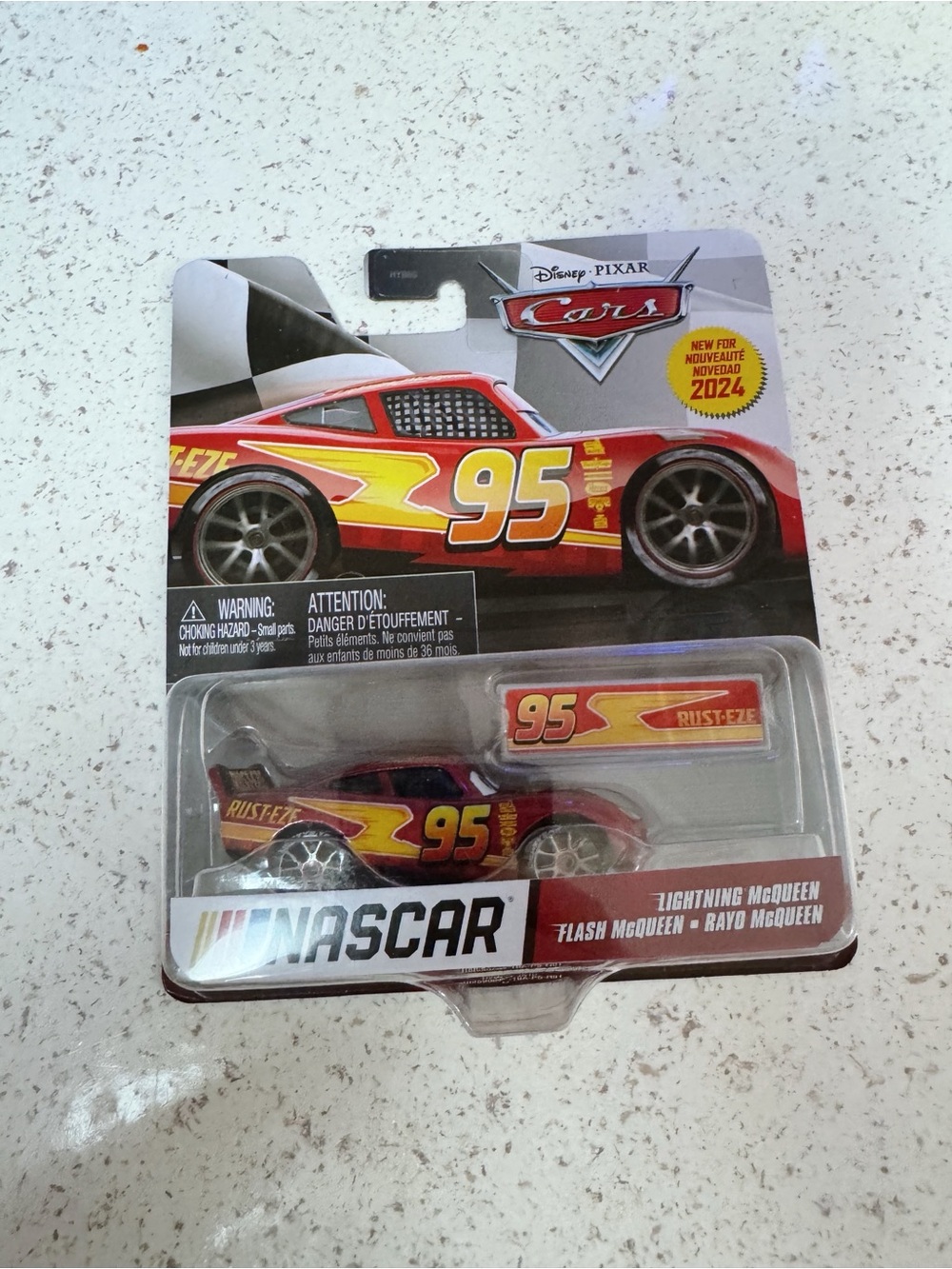 Disney Pixar Cars NASCAR Metal Series Lightning McQueen Rusteze #95 Die Cast New